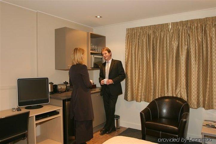 Quest Dunedin Serviced Apartments Oda fotoğraf